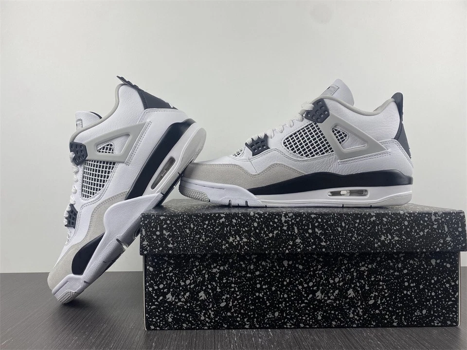 DH6927-111 Air Jordan 4 Retro Military Black White - Image 3 of 4
