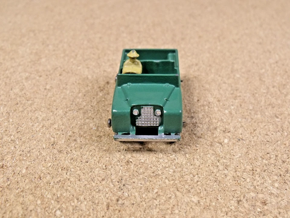 OLD VINTAGE LESNEY MATCHBOX # 12A LAND ROVER - Image 3 of 4