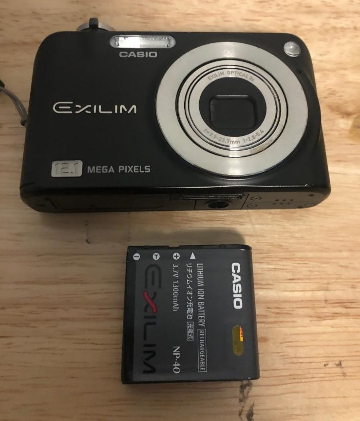 CASIO EXILIM EX-Z1200 ブラック コンデジ 箱付き付属品完備 CASIO