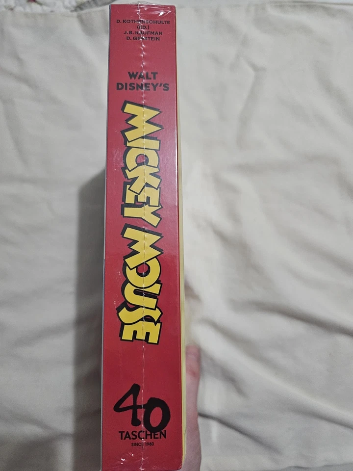 Walt Disney's Mickey Mouse. The Ultimate History. 40th Edition Brand New Sealed - Image 3 of 4