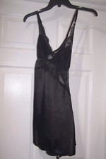 NWT Frederick's Of Hollywood Black Rosalina Rose Lingerie Set Top Panties