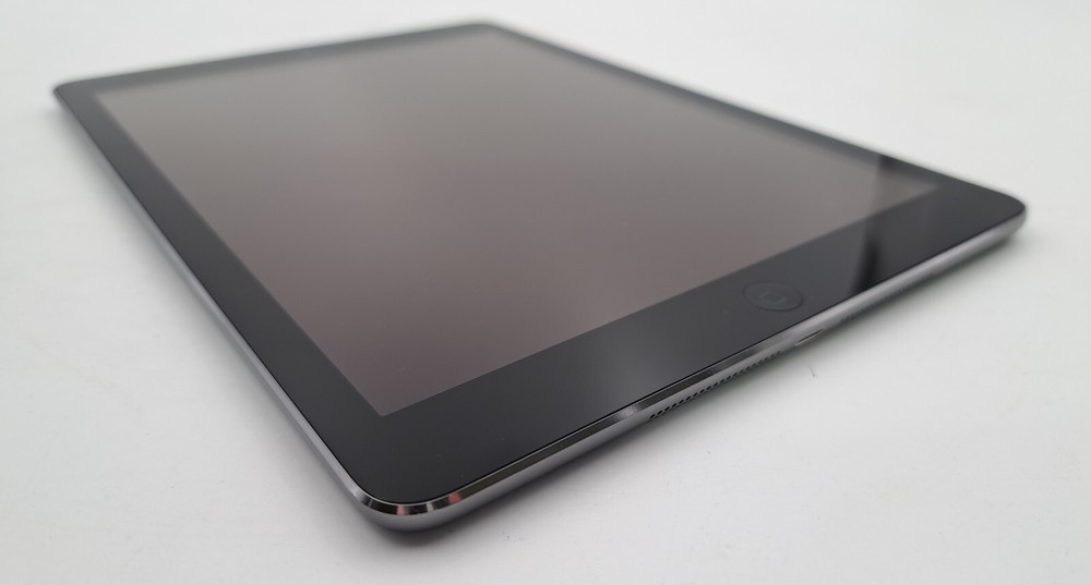 Apple iPad Air | 32GB | 9.7