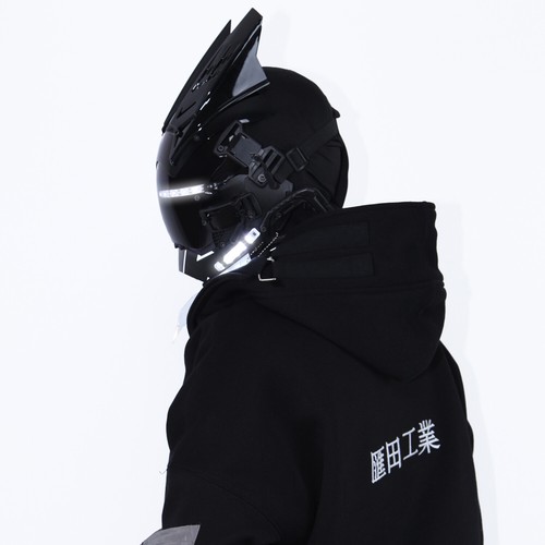 Futuristische Cybermaske mit LED-Leuchten für Cosplay und Techwear Mode - Bild 6 von 80