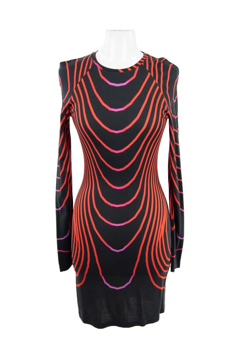 christopher kane red lace dress Sell Christopher Kane Embroidered Sleeveless Dress - Red