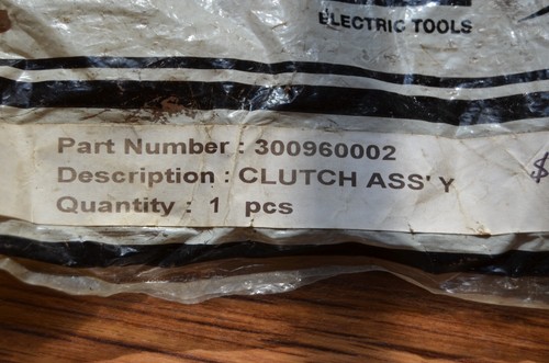 Homelite OEM 300960002 String Trimmer Clutch - Picture 2 of 2