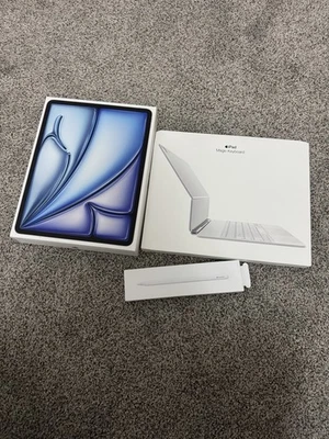 Apple iPad Air 13-inch (M3) · 512GB · Cellular