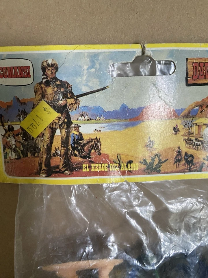 Davy Crockett Soldiers & Indians Playset- El Heroe Del Alamo 60'sby Comansi - Image 4 of 4
