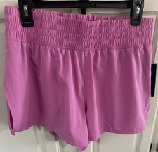 Women s Pink 3 Running Shorts Built-In Liner Pockets Size Large NWT