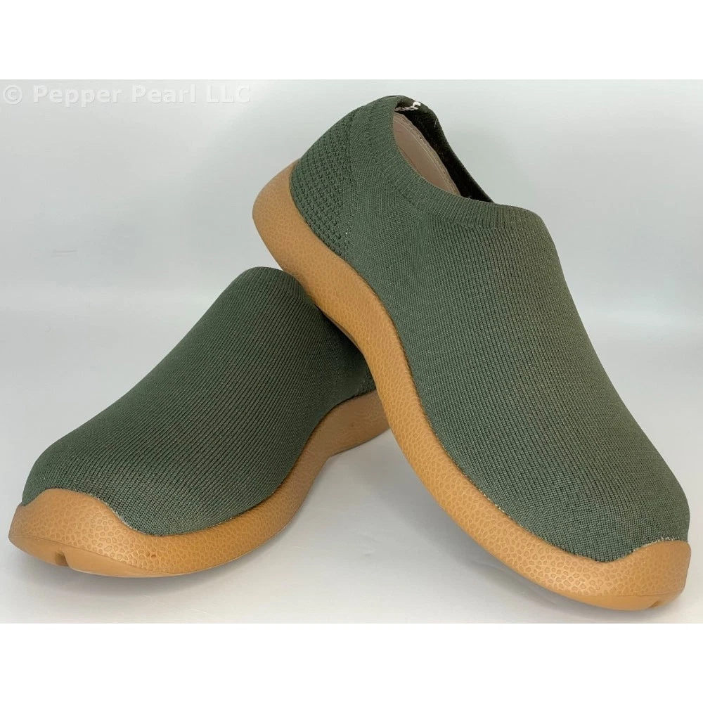 Comfortable Slip On Shoes Soft Science Tradewind Sage Men's Size 7 Women's 9