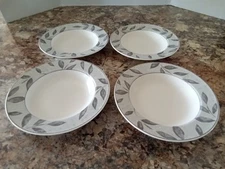 4 Mikasa Intaglio Nature's Breeze Gray Leaf Rimmed Pasta Salad Soup Bowls 9 1/4"