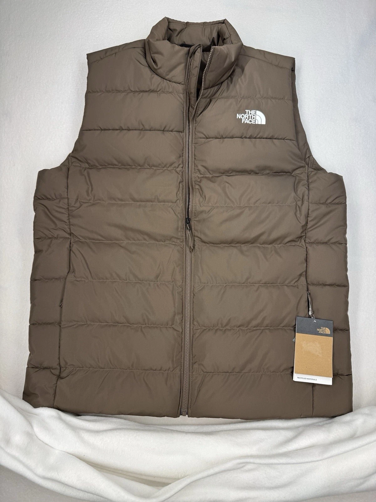 The North Face Men’s Aconcagua Vest Smokey Brown Size Small NWT $180 MSRP