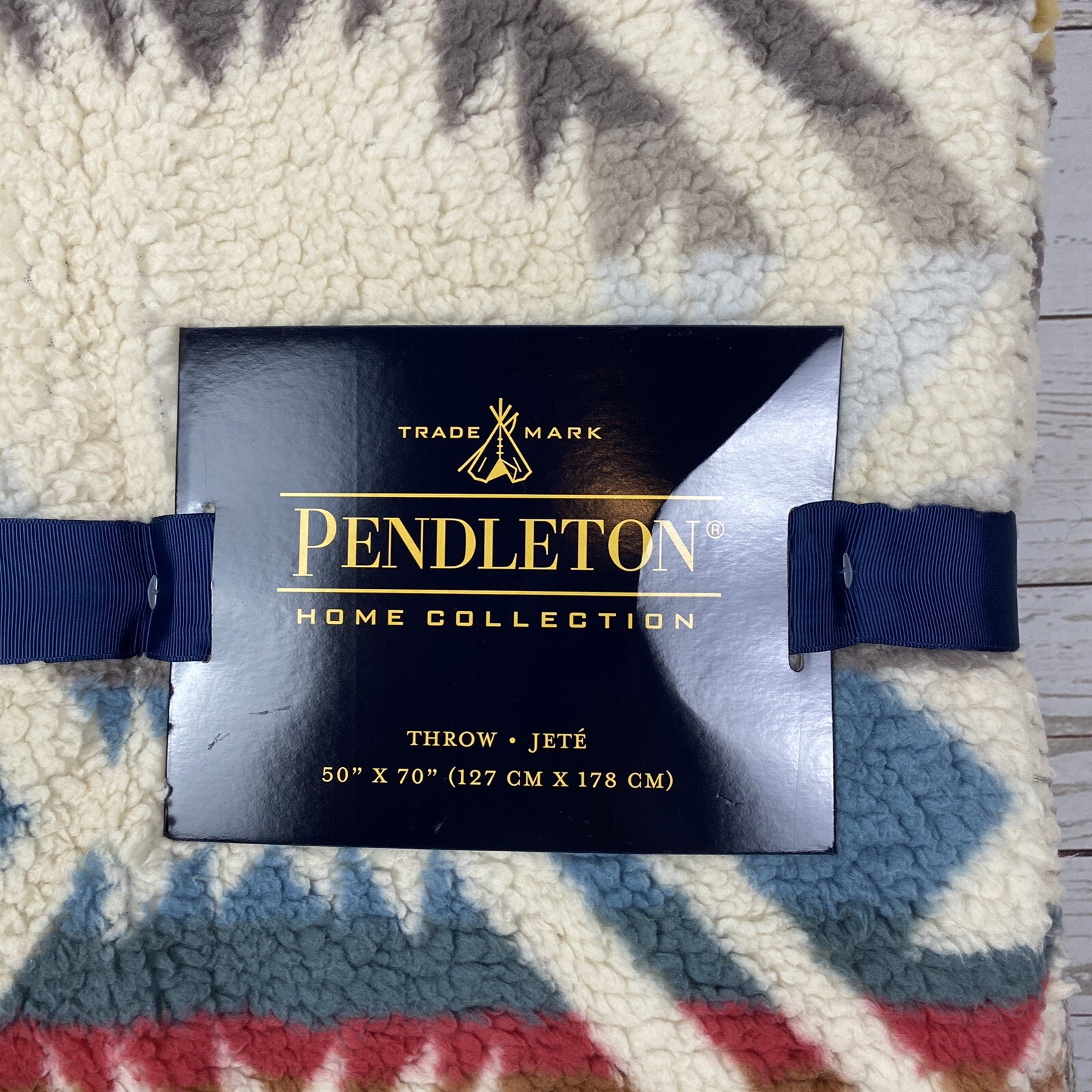 Pendleton Home Collection Sherpa Aztec Southwest Throw Blanket 50 x 70