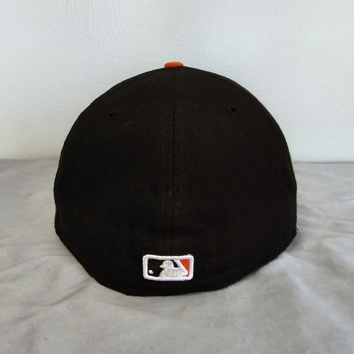 Casquette ajustée New Era Authentic Collection Alternate Low Profile 59FIFTY pour homme, coloris gris/noir, des