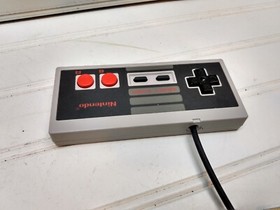 Nintendo CLV-001 NES Mini Console CLV-002 Controller CLV-003 AV Cord