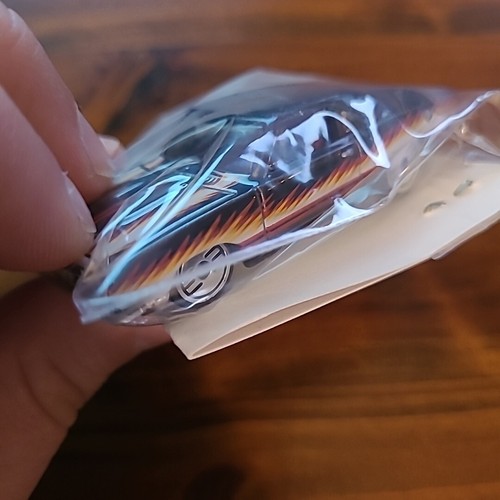 Hot Wheels 68 Plymouth Barracuda Formula S 2012 - Picture 4 of 7