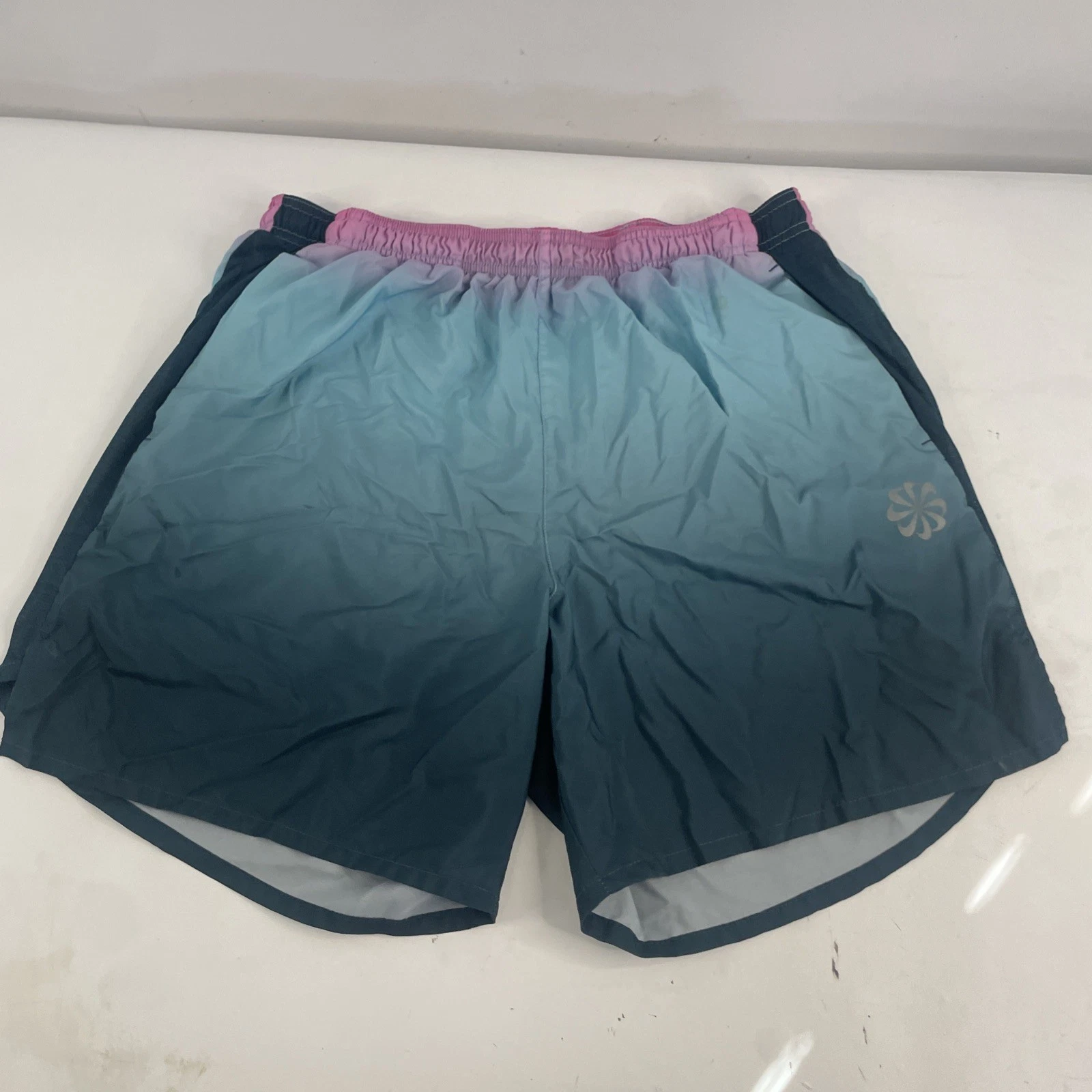 Mens Nike Lined Running Shorts XL Green Pink AQ5056-496. FREE SHIPPING