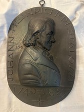 selt. gr. Plakette Johann Heinrich Pestalozzi (1746-1827) Lauchhammer 1217 Gramm