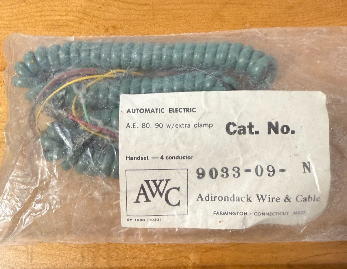 AUTOMATIC ELECTRIC Telephone - FOREST GREEN - Coiled Cord  Hardwired NOS