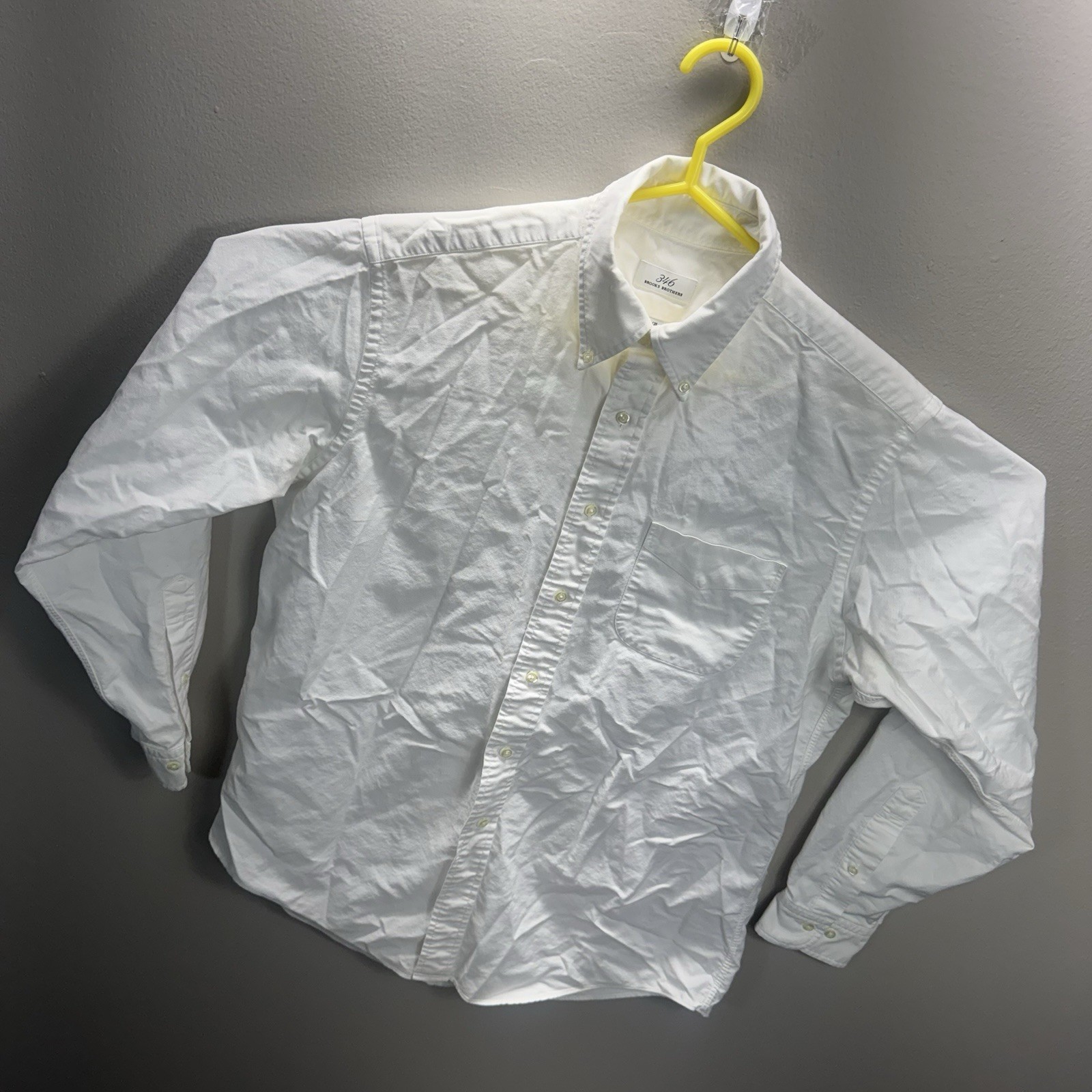 Brooks Brothers 346 White Oxford Cloth long-sleeve Button-Down Shirt