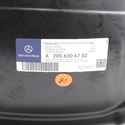 Mercedes-Benz C300 Outer Wheelhouse Part Number - A 205 630 67 02