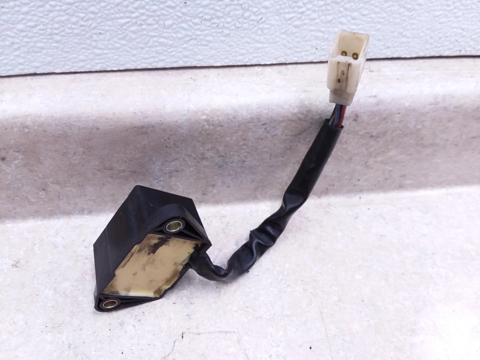 Caja de fusibles arnés de cables Kawasaki 550 GPZ KZ550-D GP-Z GPz550 1981 ANX-C49 Foto 3 de 4