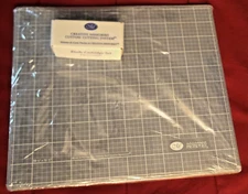 Creative Memories Custom Cutting System CUTTING MAT & 3 BLADE CARTRIDGES