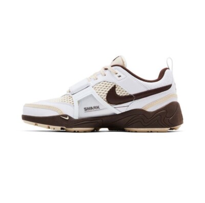 New Travis Scott x Nike Zoom Field Jaxx Light Chocolate - Size 9.5