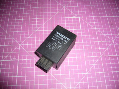 Volvo Leather Seat Heater Relay, 1363999, G. Cartier, Used, 60  day warranty
