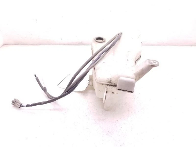 98-02 TOYOTA LAND CRUISER 4.7L 8CYL WINDSHIELD WASHER RESERVOIR ASSEMBLY  - Image 4 of 4