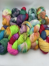 (70,00  /kg) 10 x handgefärbte 4-fach Socken...