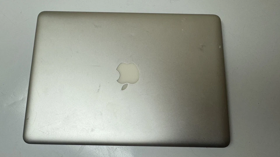 A1278 Apple MacBook Pro 13" 2012 | i5-2.5GHz Dual-Core | 4GB | No HDD - Image 3 of 4