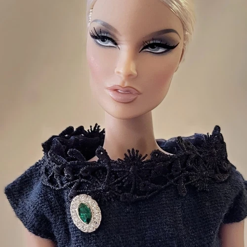 DOLL Pin Brooch  FOR Integrity Toys Poppy Parker Barbie Repro Vintage Silkstone