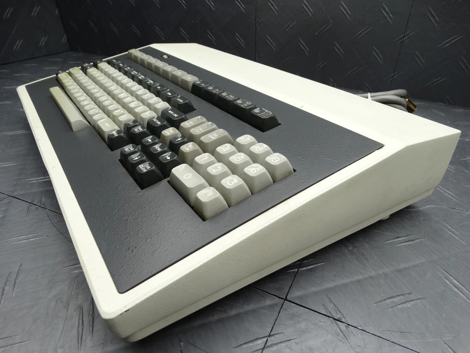 线性键老式键盘大型机Clicky终端罕见 — 第 4/4 张图片