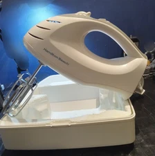 Hamilton Beach White Handheld Blender  6 Speed W Surge, (Clean) (TESTED WORKING)