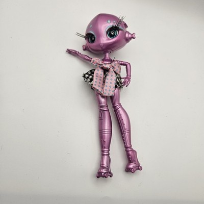MGA Novi Stars Mae Tallick Doll 