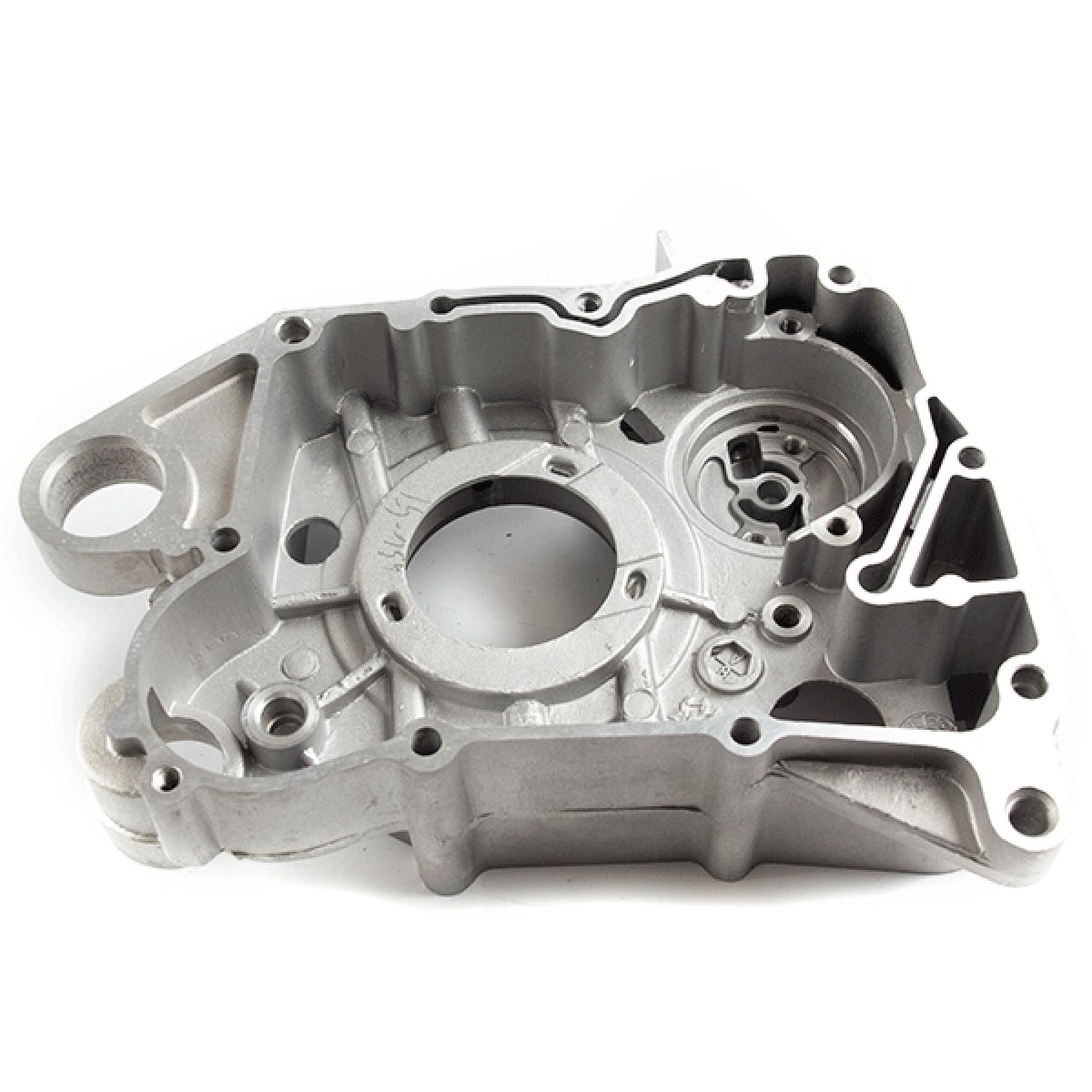 Scooter Right Crankcase for ZS125T-48 CRR018 Crankcase Roller COOLANT RESERVOIR