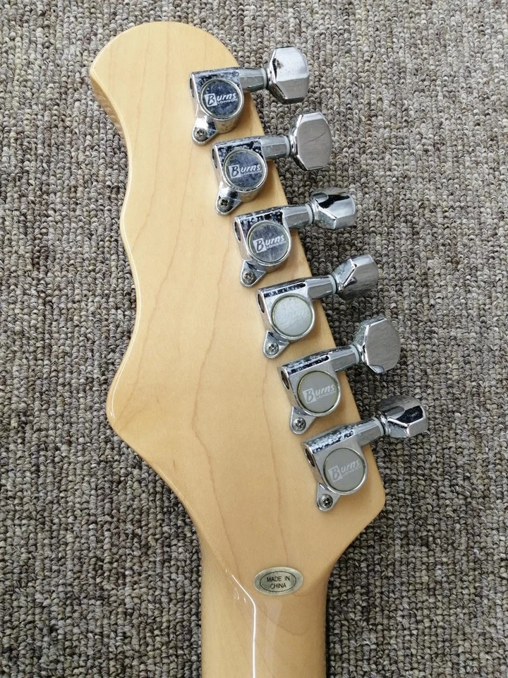 BURNS COBRA DX Used Basswood body Maple neck Rosewood fingerboard Red - Image 3 of 4