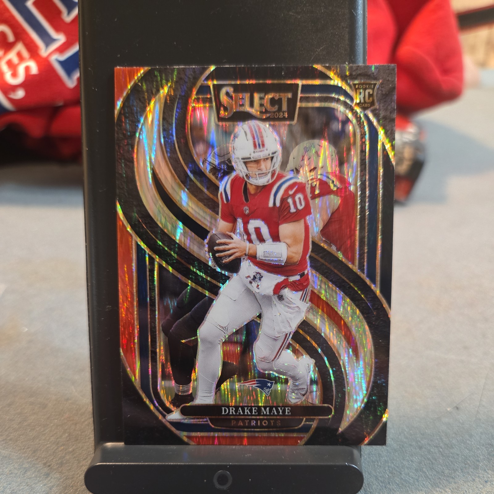 2024 Panini Select - Premier Level Drake Maye #113 Red & Blue Shock Prizm (RC)