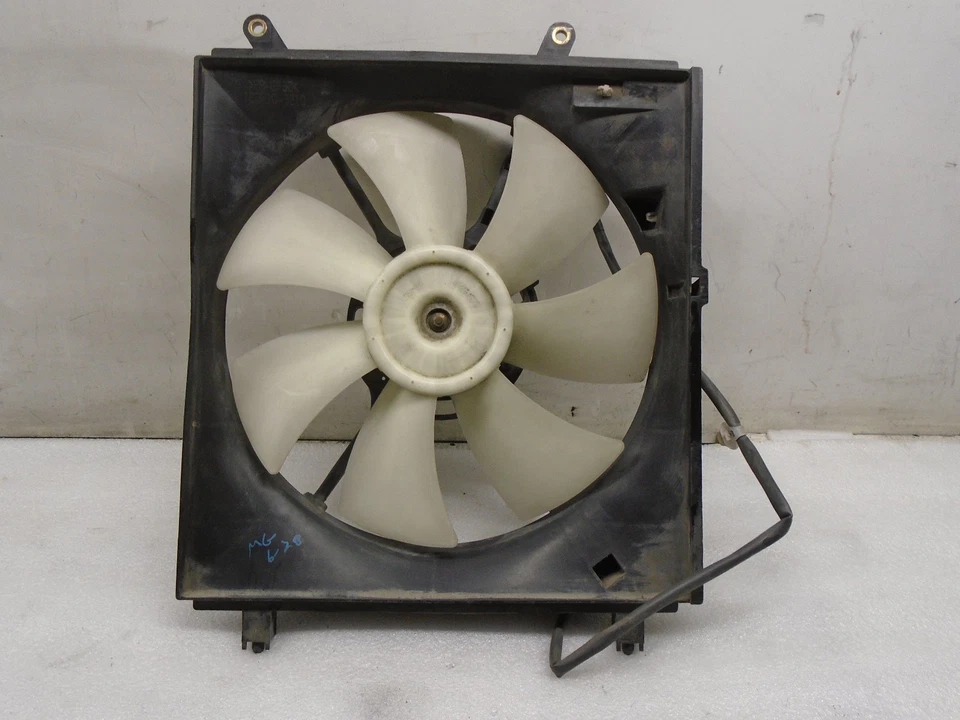 Conjunto de ventilador de refrigeración radiador izquierdo Toyota Solara 1997-2003 6 cilindros OEM IM612177 Foto 4 de 4