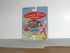THE WILD WILD WEST VINTAGE NOVELTY MINI LUNCH BOX KEYCHAIN 1998 BASIC FUN SEALED