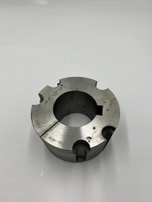 Dodge-4030 X 2-7/8 NC  Keyway Taper Locking Bushing Silver Cast iron