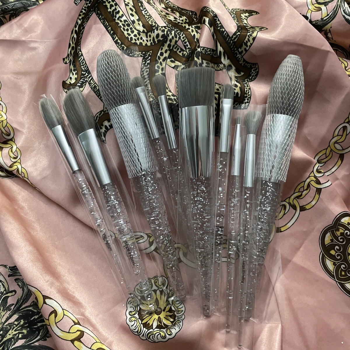 SALE !!! bh cosmetics Remix Dance brush beat 10 piece brush set Glitter  Detail