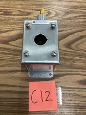 ALLEN-BRADLEY 800H-1HZ4 SER P HEAVY DUTY ENCLOSURE  1 