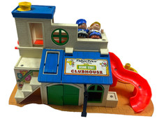 Fisher-Price VTG Play Family Sesame Street Clubhouse Playset W/ 2 Figures 937