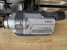 Sony DCR-TRV250 Digital8 Handycam Camcorder 20x Zoom USB Bag Remote AS IS
