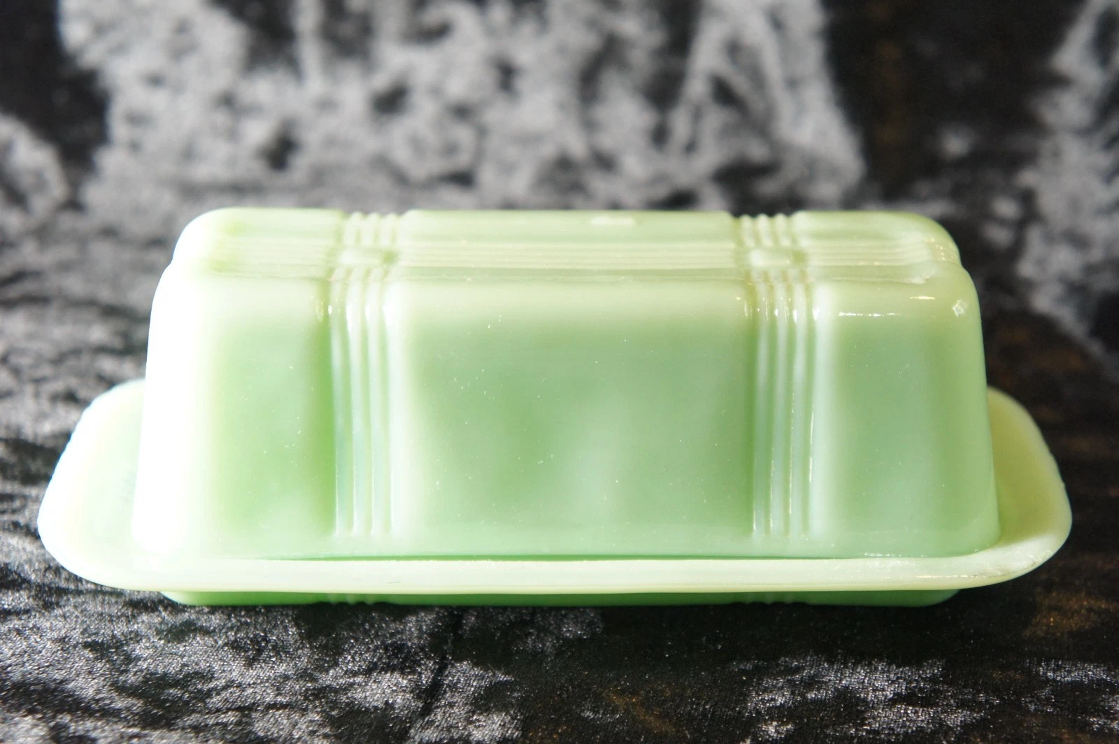 TableCraft Retro Style Jadeite Glass Lidded Butter Dish