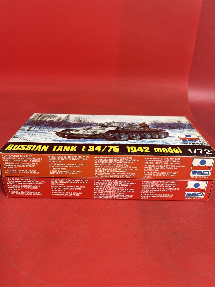 Two-ESCI #8032 t 34/76 1942 model Russian Tank Model kit - Image 2 of 4