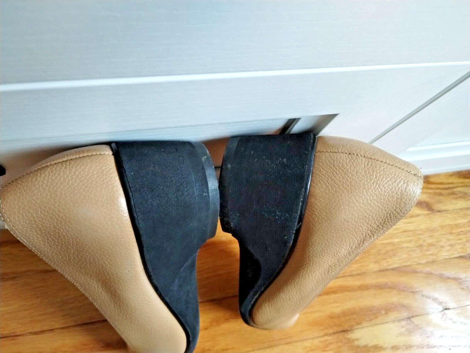 SALVATORE FERRAGAMO Elevated Basic Tan Leather We… - image 3