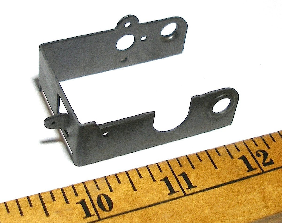 1pc Vintage Classic Competition Slot Car STINGER 36D Sidewinder MOTOR BRACKET A+