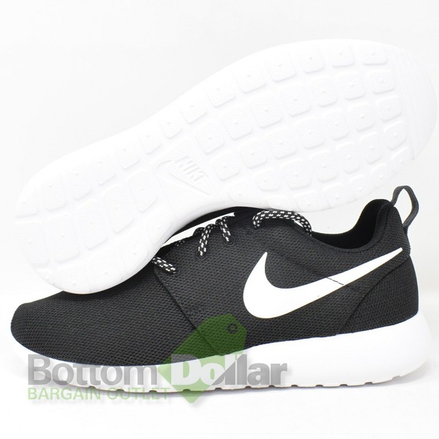 roshe one nike black